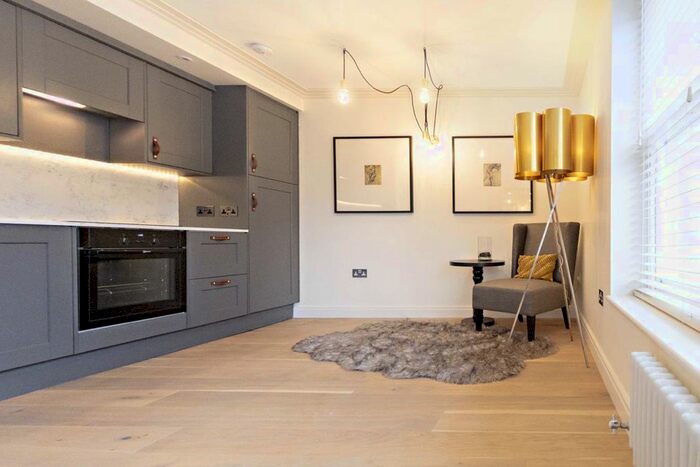 1 Bedroom Flat To Rent In York Street, Twickenham, TW1