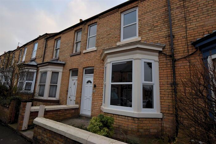 3 Bedroom Terraced House To Rent In Ramsey Street, Scarborough, YO12