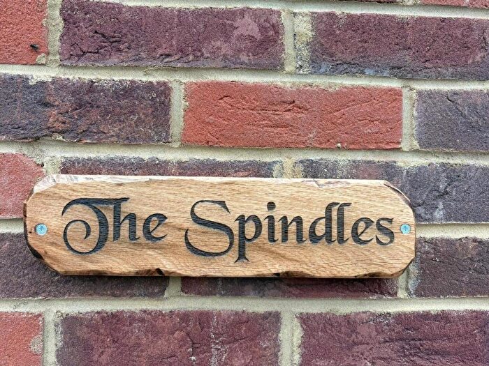 3 Bedroom Semi-Detached House For Sale In Windmill Road, Mortimer Common, Reading, Berkshire, RG7