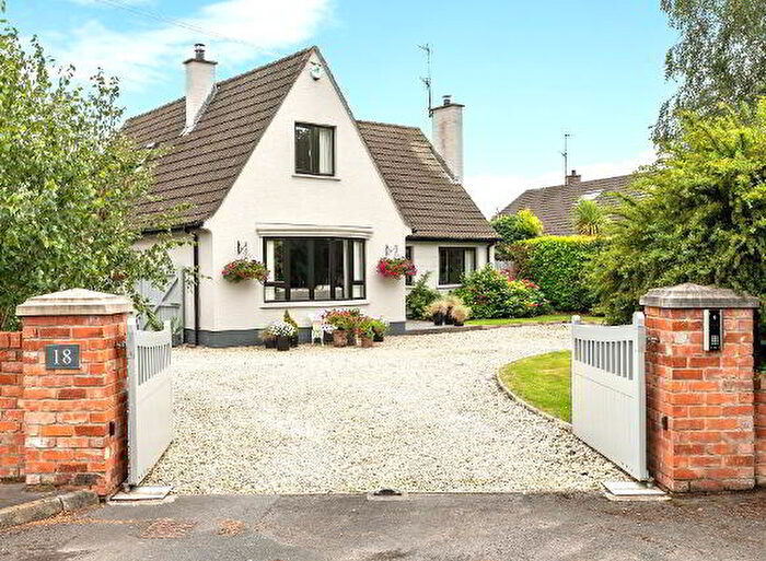 4 Bedroom Detached House With Garages For Sale In Carnreagh Avenue, Royal Hillsborough, BT26