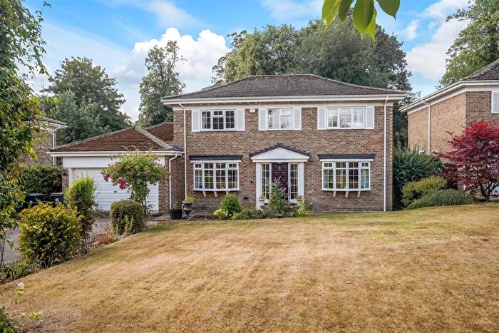 4 Bedroom Detached House For Sale In Upsall Drive, Darlington, DL3