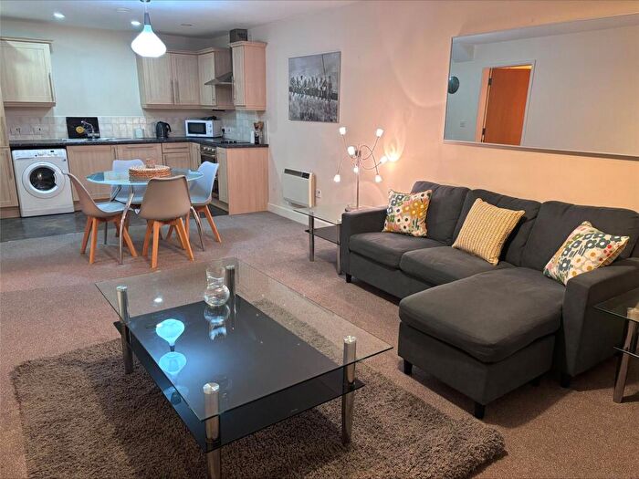 2 Bedroom Apartment To Rent In Tower Court, London Road, Newcastle Under Lyme, Staffordshire, ST5