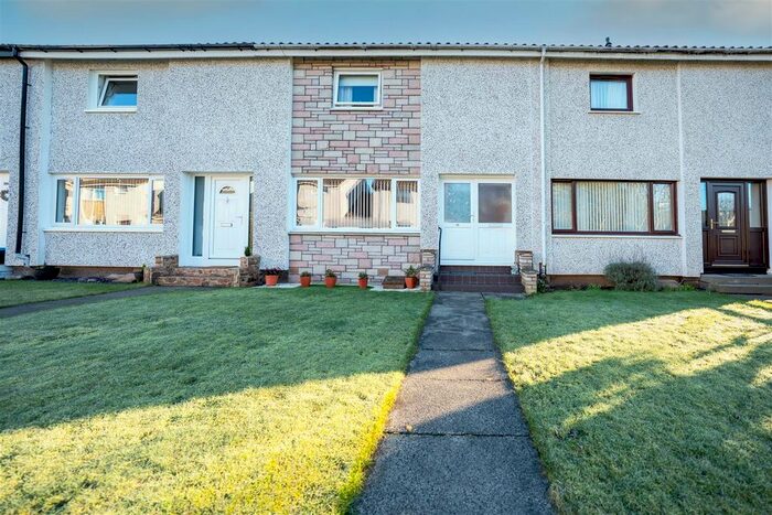2 Bedroom Property For Sale In Uist Place, Perth, PH1