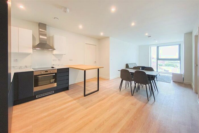 2 Bedroom Apartment To Rent In Laurence Place, Embankment West, M3
