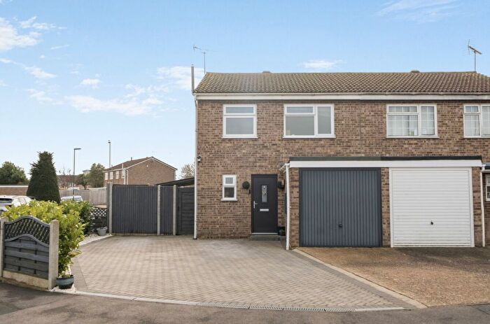 3 Bedroom Semi-Detached House For Sale In Addison Way, Bognor Regis, PO22