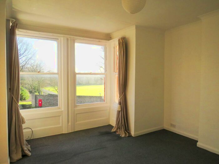 2 Bedroom Flat To Rent In Preston Drove, Brighton, BN1