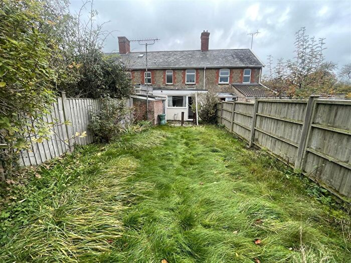 2 Bedroom Cottage For Sale In Newbery Lane, Misterton, TA18