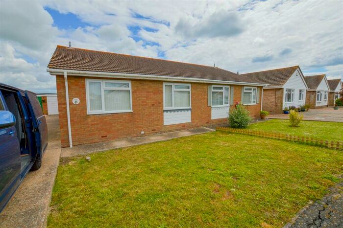 2 Bedroom Bungalow To Rent In Tolkien Road, Eastbourne, BN23