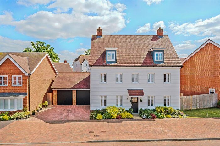 5 Bedroom Detached House For Sale In Reeves Road, Headcorn, Ashford, TN27