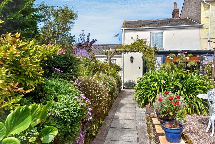 2 Bedroom End Terrace House For Sale In Voguebeloth, Illogan, Redruth, TR16