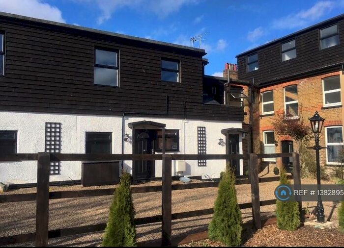 1 Bedroom Flat To Rent In Hallowell Road, Northwood, HA6