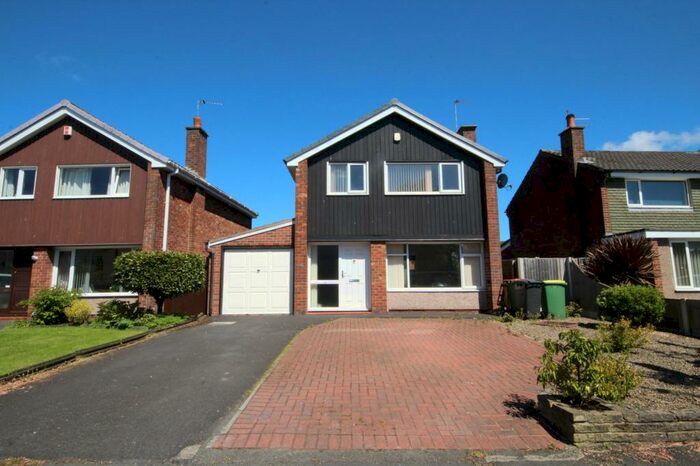 3 Bedroom Detached House To Rent In Ingle Head, Fulwood, PR2