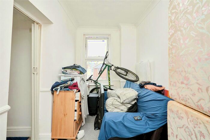 1 Bedroom Flat For Sale In George Street, Ryde, Isle Of Wight, PO33