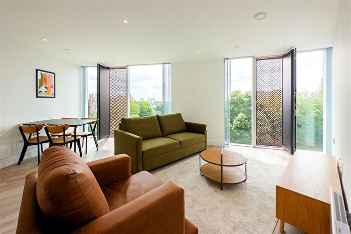 2 Bedroom Apartment For Sale In Thr, M15