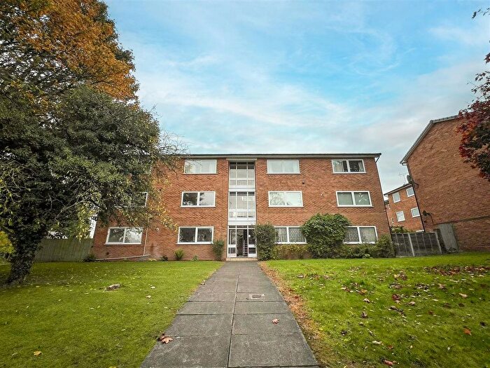 2 Bedroom Flat To Rent In Arden Court, Fentham Road, Solihull, B92