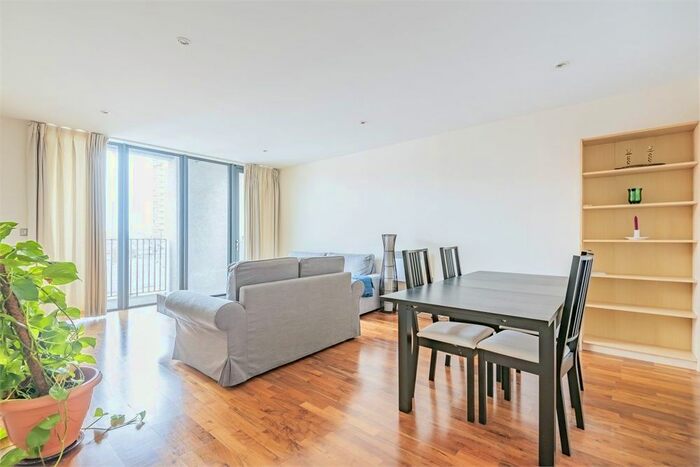 2 Bedroom Flat To Rent In Antonine Heights, London, SE1