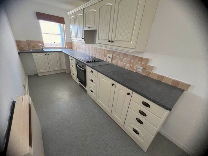 2 Bedroom Flat To Rent In St. Peters Terrace, Shepton Mallet, BA4
