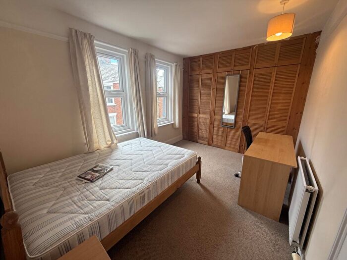 3 Bedroom Terraced House To Rent In Hoopern Street, Exeter, EX4