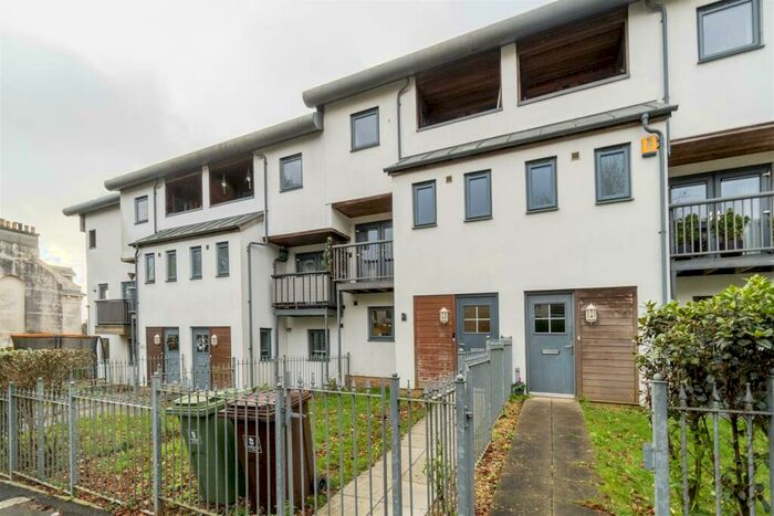 4 Bedroom House To Rent In Valletort Road, Plymouth, PL1