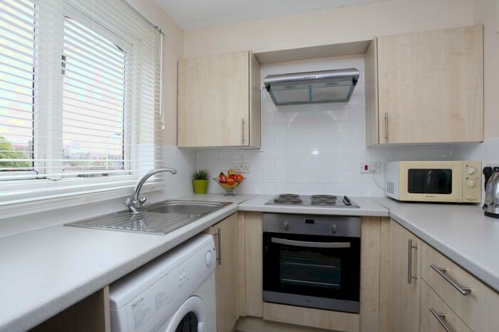 Studio To Rent In Glenville Grove, Deptford, SE8