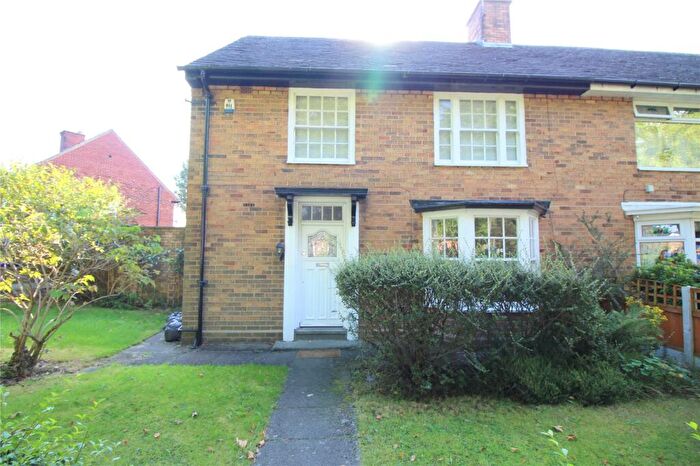 4 Bedroom Semi Detached House To Rent In Booker Avenue, Liverpool, Merseyside, L18