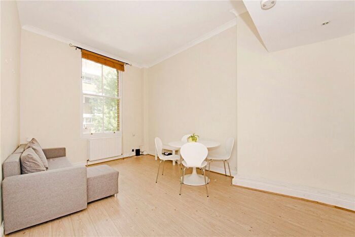 2 Bedroom Flat To Rent In Endell Street, Covent Garden, WC2H