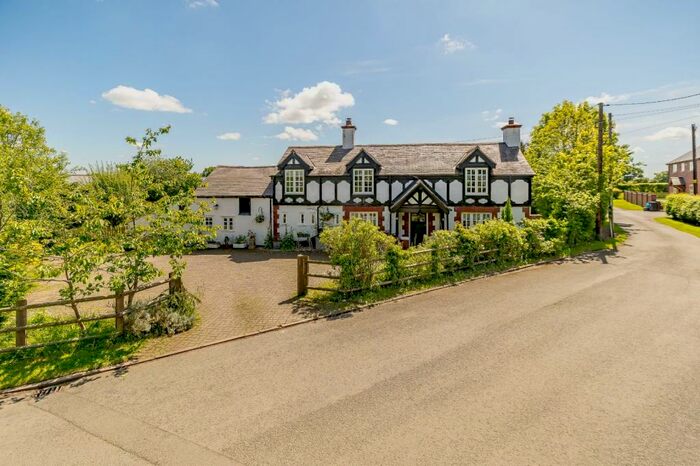 4 Bedroom Detached House For Sale In Bowling Bank, Wrexham, Wrecsam, LL13