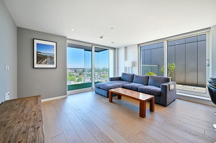 2 Bedroom Flat To Rent In Upper Richmond Road, London, SW15
