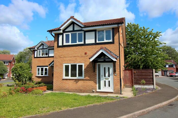 3 Bedroom Detached House To Rent In Riverbank Drive, Bury, Lancashire, BL8
