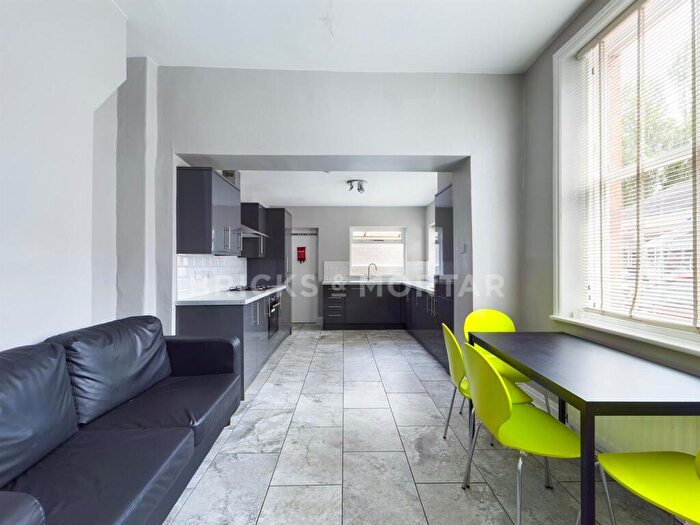 3 Bedroom End Of Terrace House To Rent In (£pppw) Brentwood Avenue, Jesmond, (£ Pppw), NE2