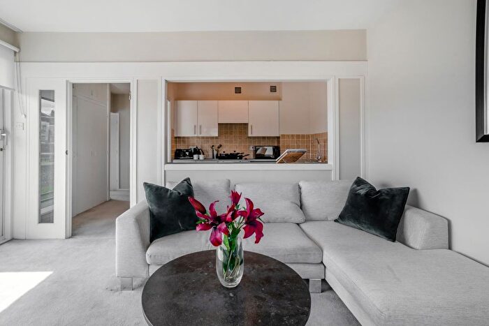 1 Bedroom Flat To Rent In Luke House, Abbey Orchard Street, London, SW1P