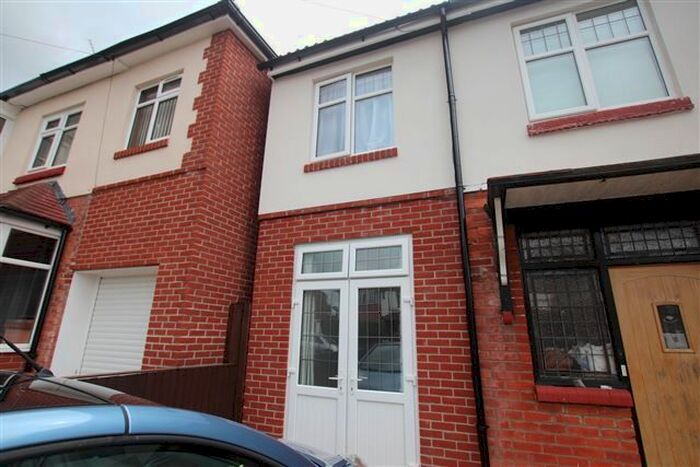 Studio To Rent In Lendorber Avenue, Drayton, Portsmouth, Hampshire PO6