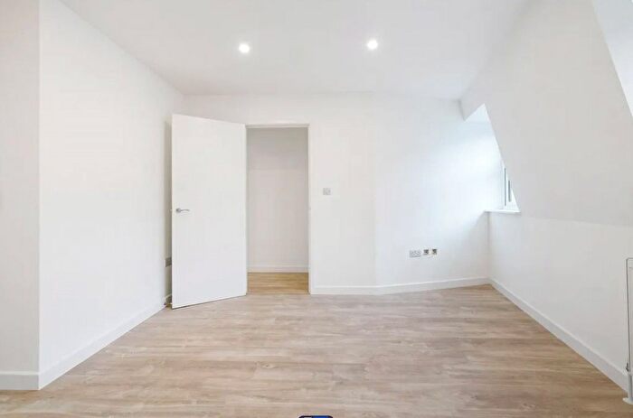 1 Bedroom Flat To Rent In Fortune Green Road, Finchley Road, London, NW6