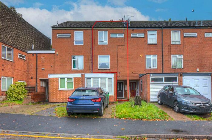 4 Bedroom Terraced House To Rent In Uppingham Gardens, Nottingham, Nottinghamshire, NG2