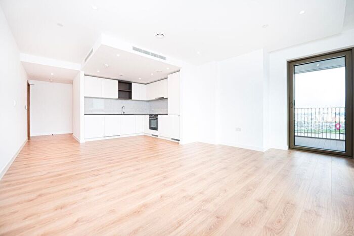 1 Bedroom Apartment To Rent In One Thames Quay, Marsh Wall, London, E14