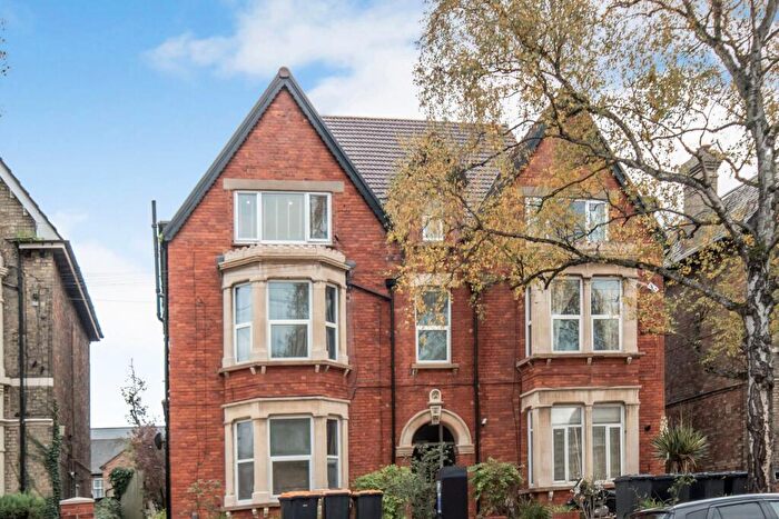 1 Bedroom Flat To Rent In Clapham Road, Bedford, Bedfordshire, MK41