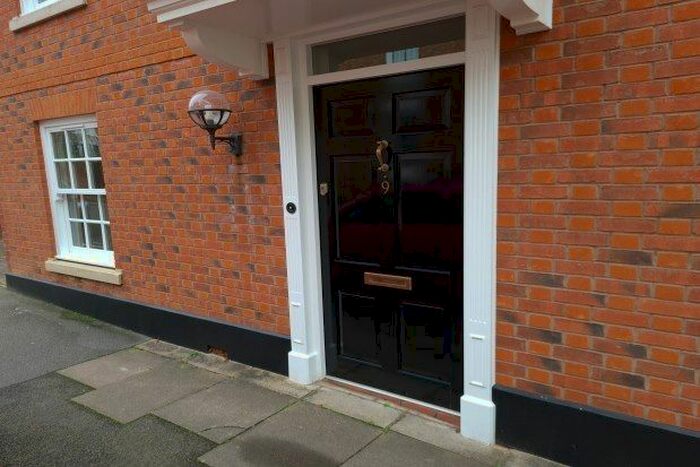 2 Bedroom Property To Rent In Payton Street, Stratford-Upon-Avon, CV37