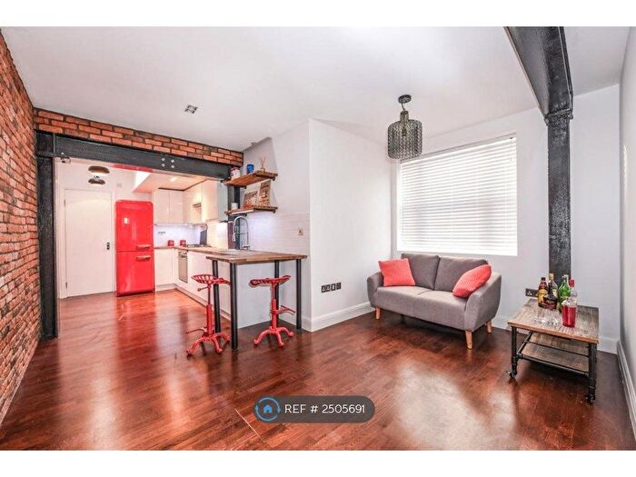 1 Bedroom Terraced House To Rent In Clifton Rise, London, SE14