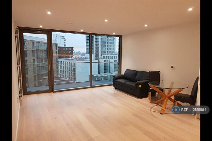 2 Bedroom Flat To Rent In Schooner Road, London, E16