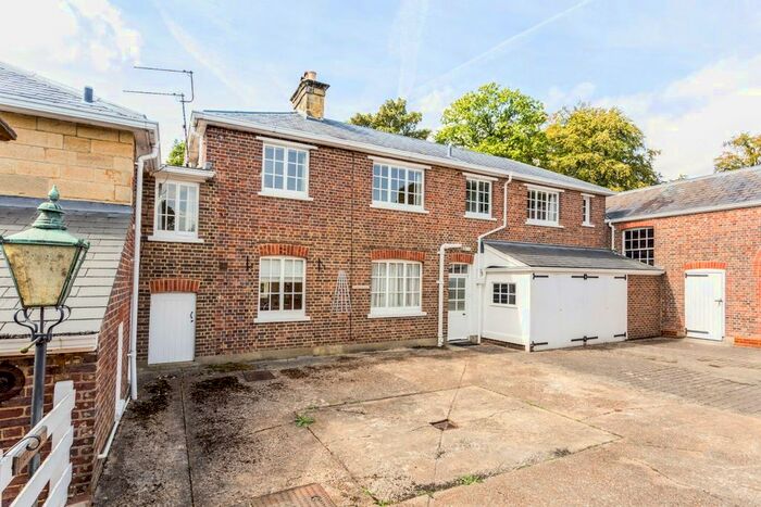 3 Bedroom Cottage To Rent In Broom Lane, Langton Green, Tunbridge Wells, TN3