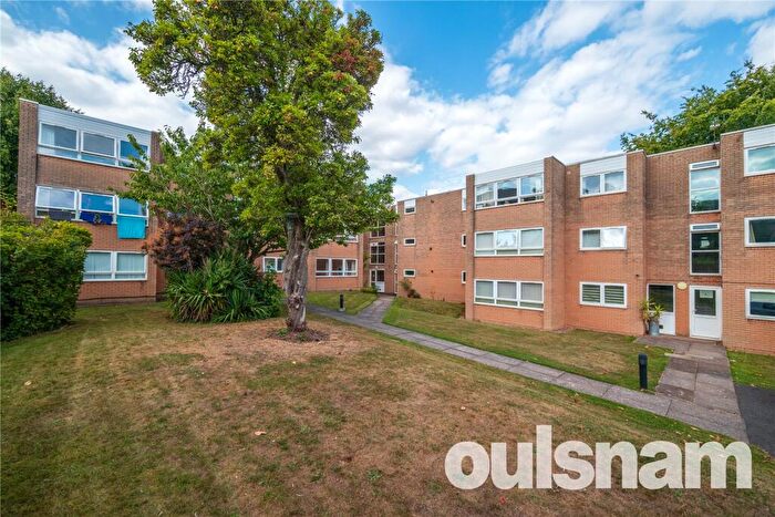 2 Bedroom Apartment To Rent In Coppice Road, Birmingham, West Midlands, B13