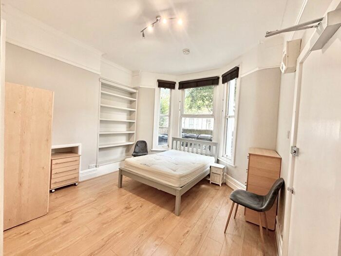 Studio To Rent In Iverson Road, NW6