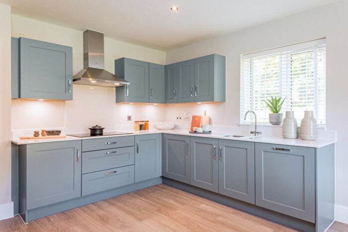 3 Bedroom Detached Bungalow For Sale In Ringwood Road, Alderholt, Fordingbridge, SP6