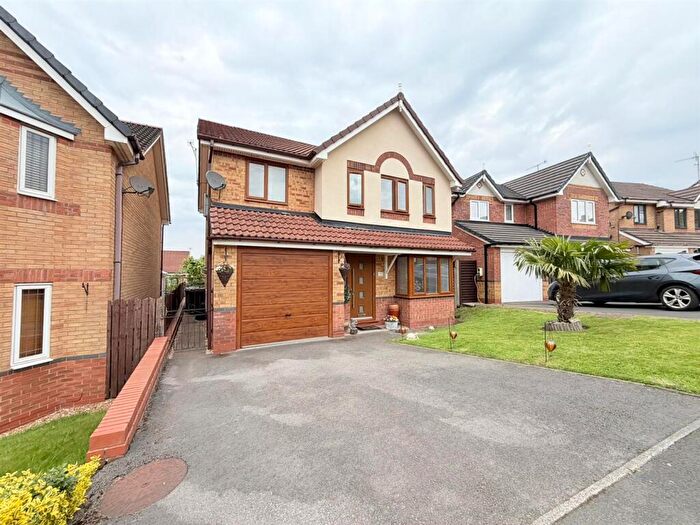 4 Bedroom Detached House For Sale In Ashdowne Lawns, Stalybridge, SK15