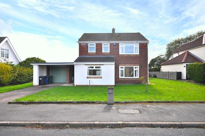 3 Bedroom Detached House For Sale In Mansion Court Gardens, Thorne, Doncaster, DN8