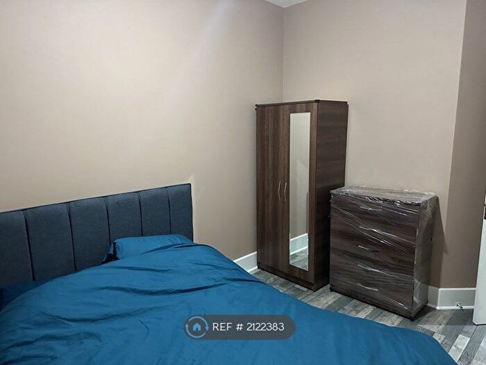 2 Bedroom Flat To Rent In Dunthorne Way, Grange Farm, Milton Keynes, MK8