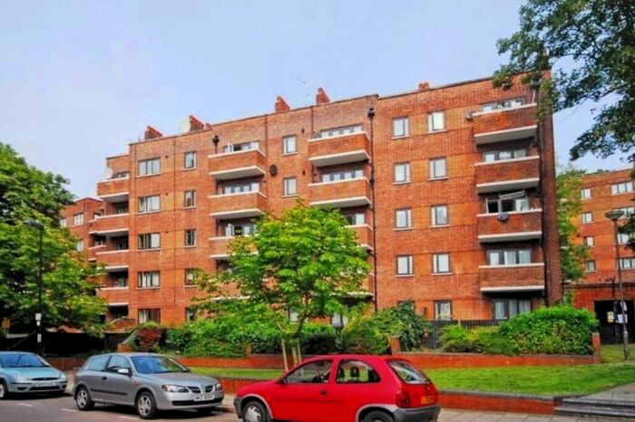 2 Bedroom Flat To Rent In Flat, Hillrise Mansions, Warltersville Road, London, N19