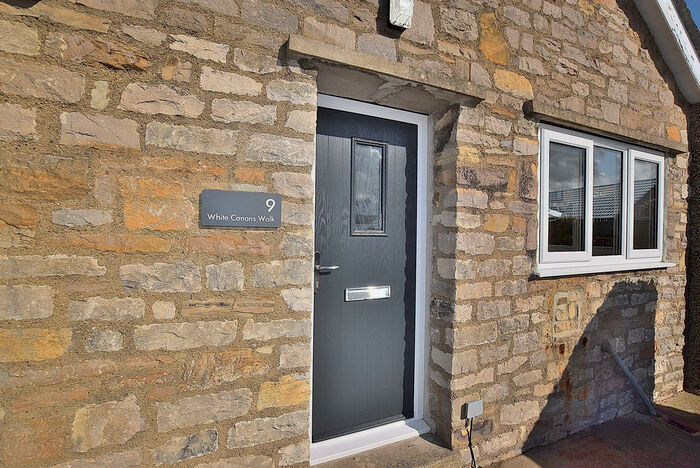 2 Bedroom Detached Bungalow To Rent In White Canons Walk, Richmond, DL10