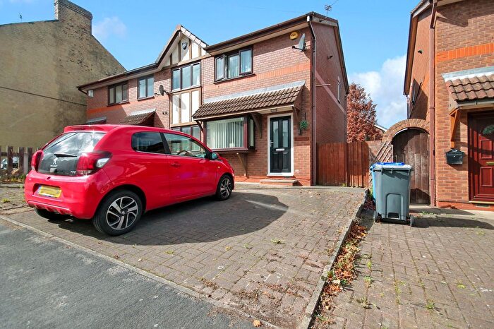 2 Bedroom Semi-Detached House To Rent In Irwell Lane, Runcorn, WA7