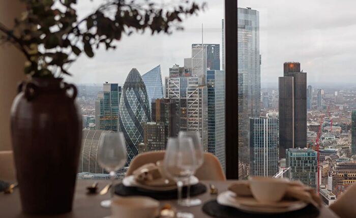 3 Bedroom Flat For Sale In Worship Street, London, EC2A